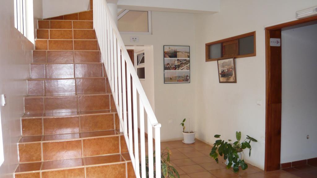 Residencial Che Guevara Bed & Breakfast Mindelo Eksteriør billede